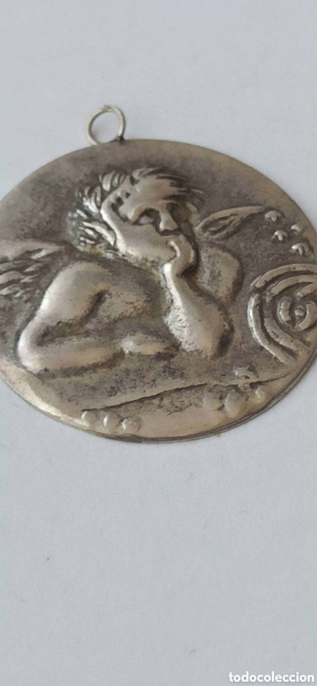 Antig&uuml;edades: Colgante Religioso de plata de ley - Foto 1
