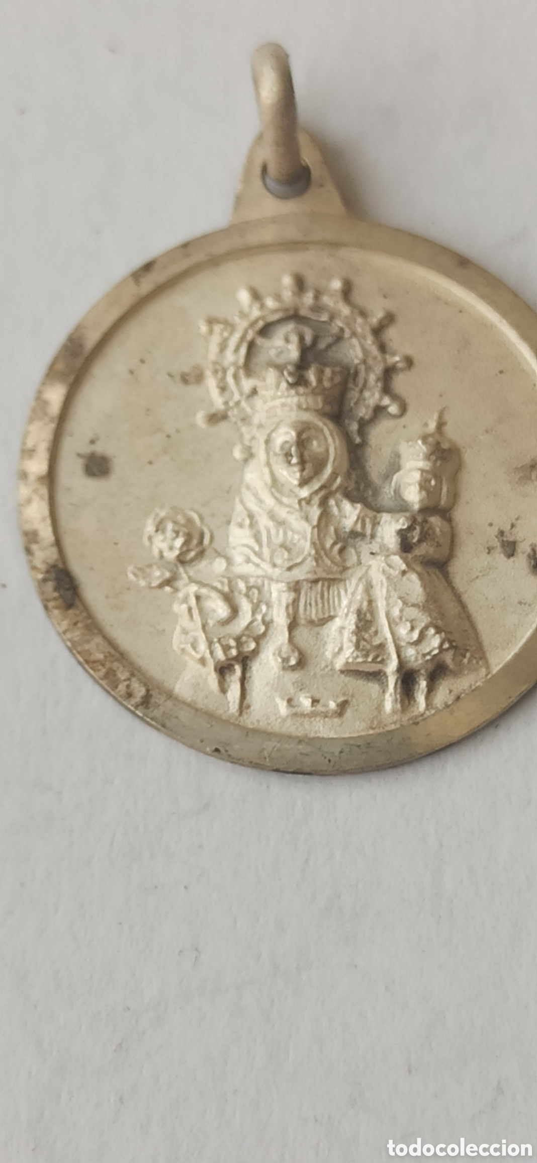 Antig&uuml;edades: Colgante Religioso plata de ley - Foto 2