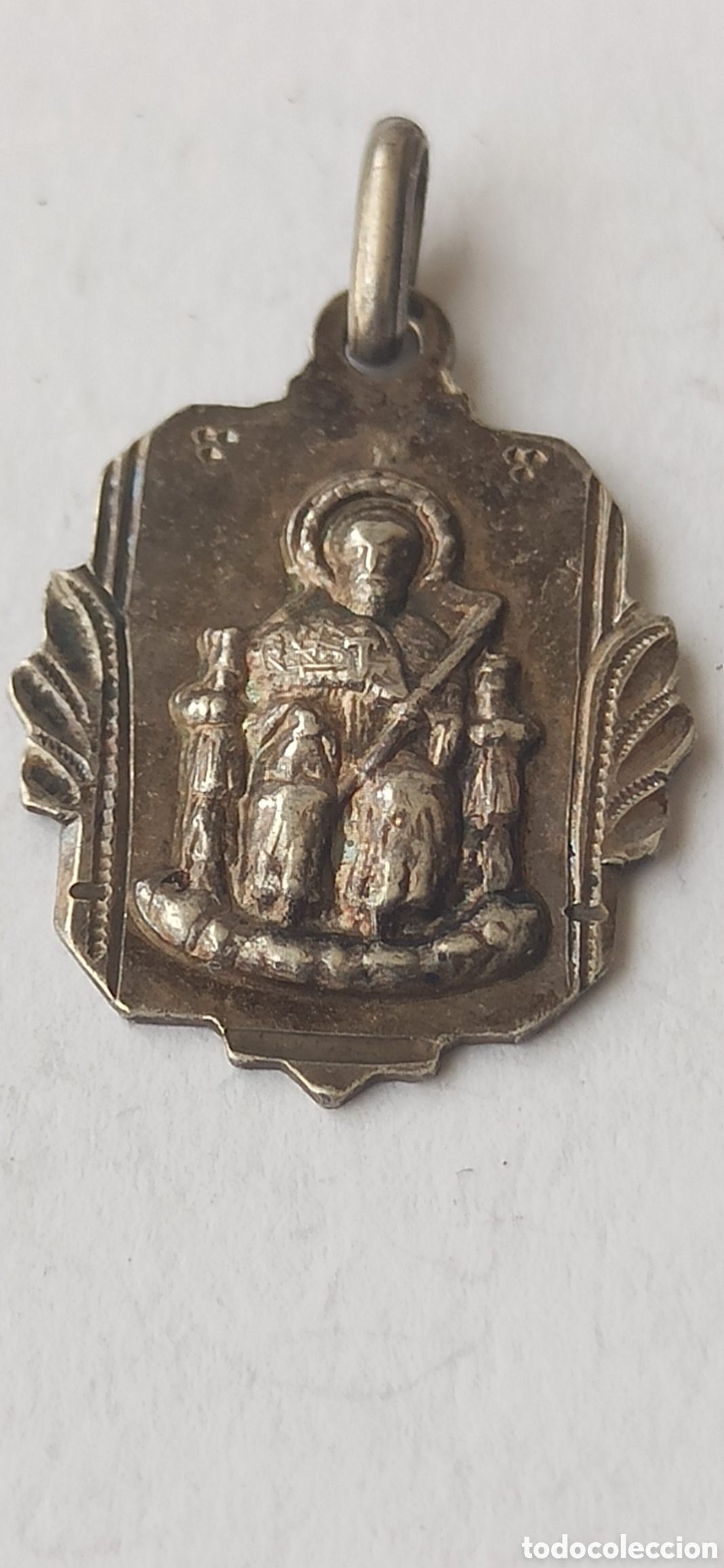 Antig&uuml;edades: Colgante Religioso plata de ley - Foto 2