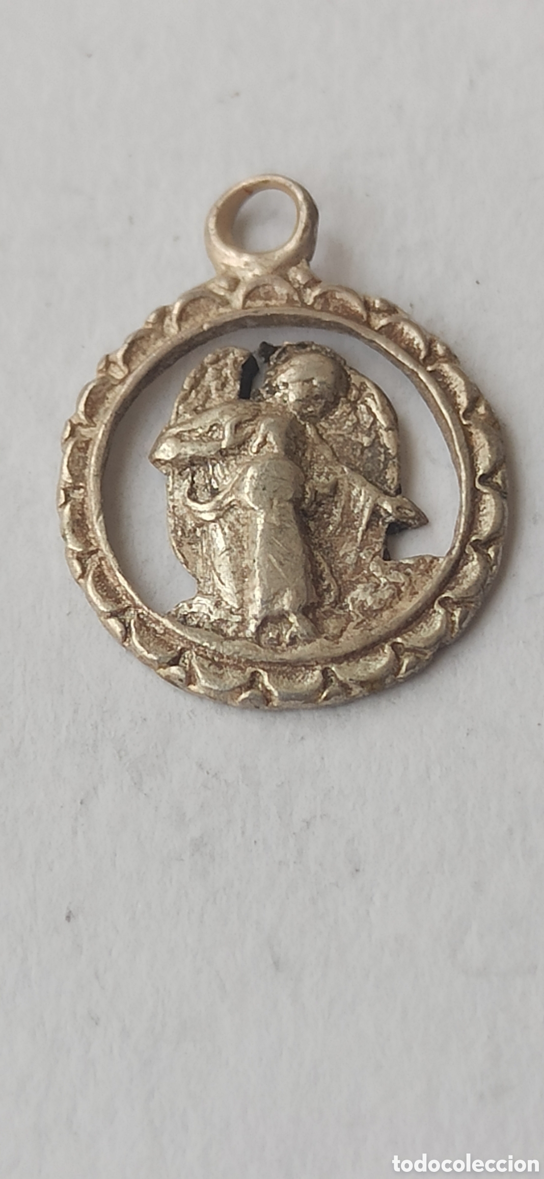 Antig&uuml;edades: Colgante Religioso de plata de ley - Foto 2