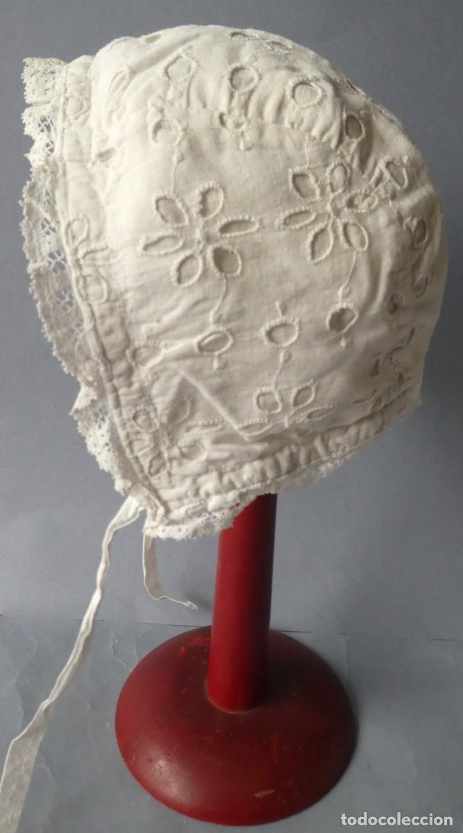 Antig&uuml;edades: ANTIGUO GORRO DE ENCAJE PPIO.S.XX - Foto 1