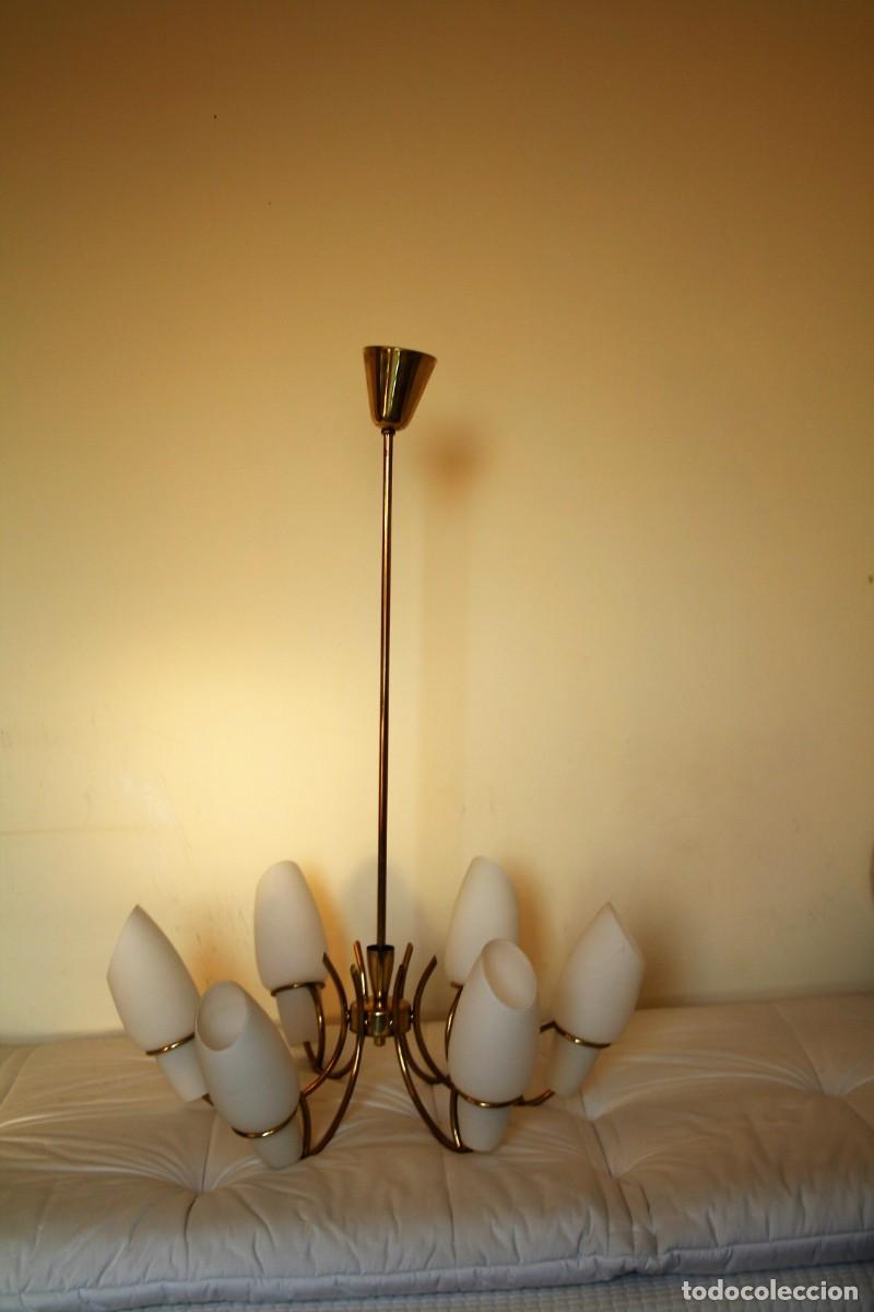 Antig&uuml;edades: L&aacute;mpara de techo 6 luces con tulipas de opalina. - Foto 3