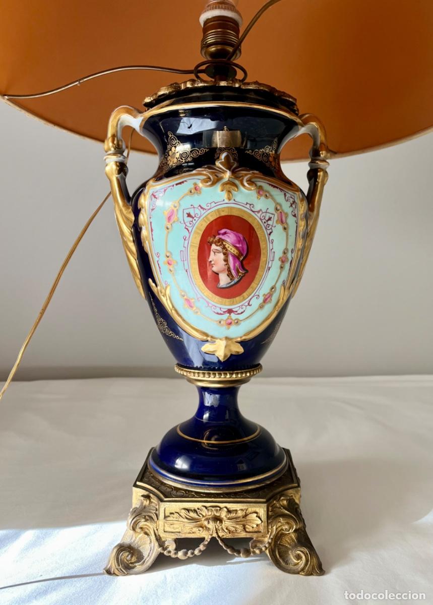 Antig&uuml;edades: Jarr&oacute;n porcelana y bronce - Foto 2