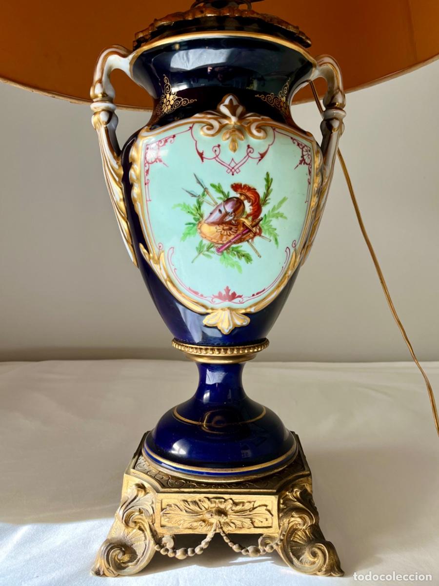 Antig&uuml;edades: Jarr&oacute;n porcelana y bronce - Foto 3