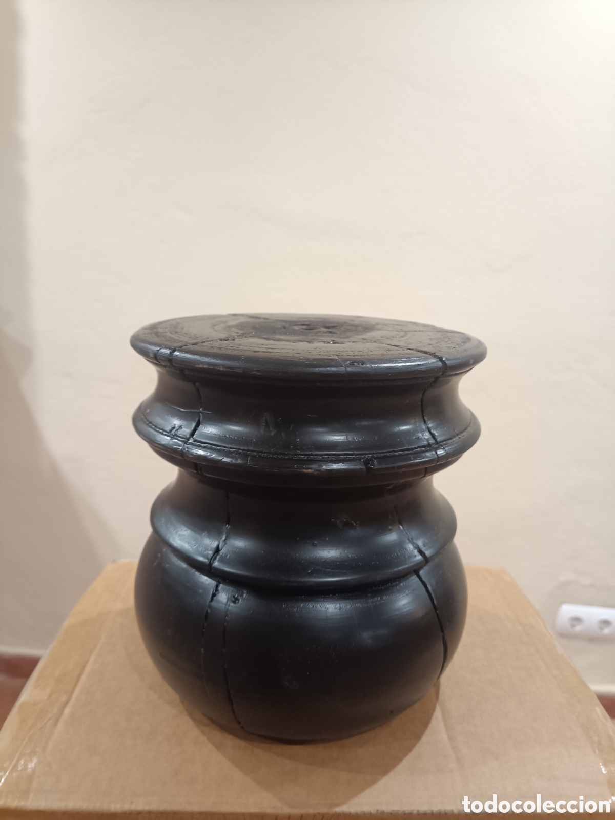 Antig&uuml;edades: Peana torneada - Foto 1