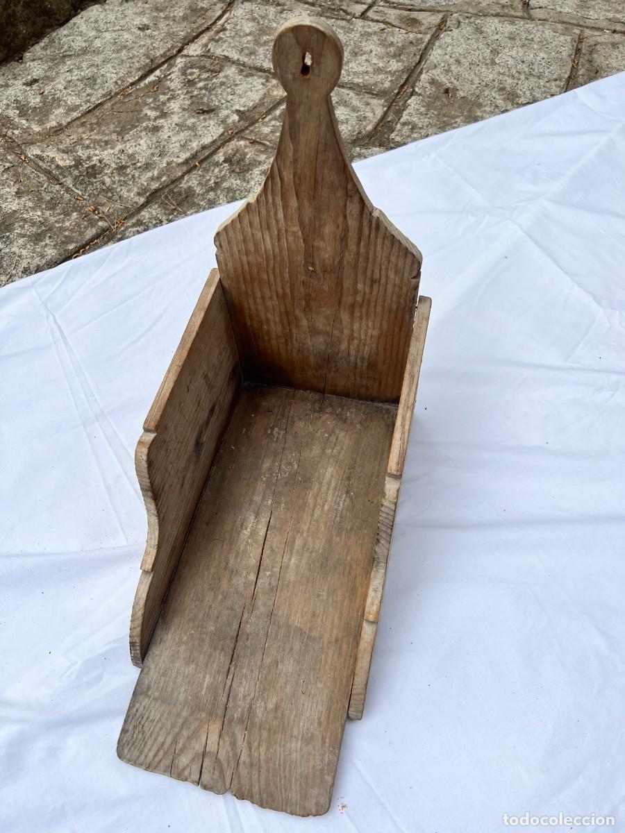 Antig&uuml;edades: Recogedor r&uacute;stico de madera - Foto 2