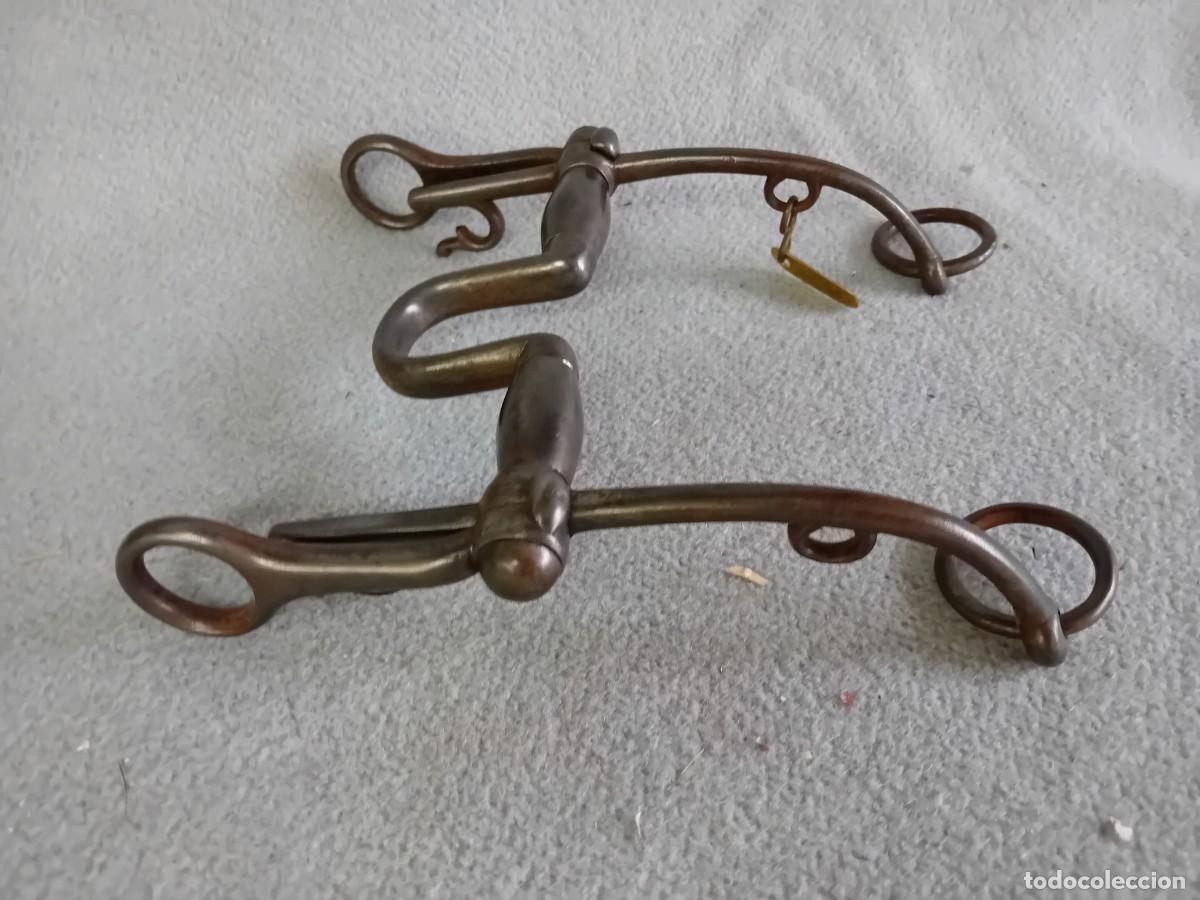 Antig&uuml;edades: Bocado basculante de hierro para caballo - Foto 3