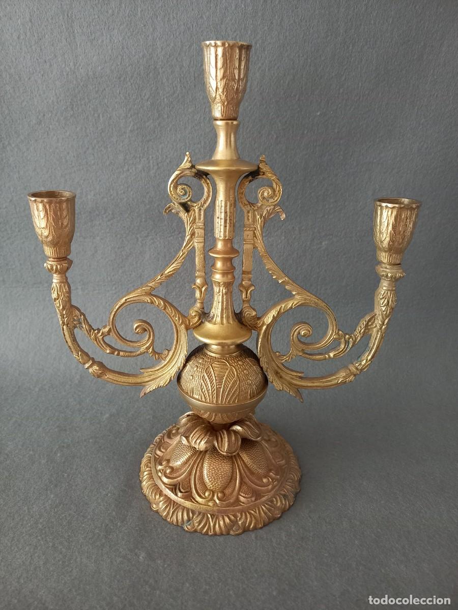 Antig&uuml;edades: CANDELABRO DE BRONCE - Foto 1