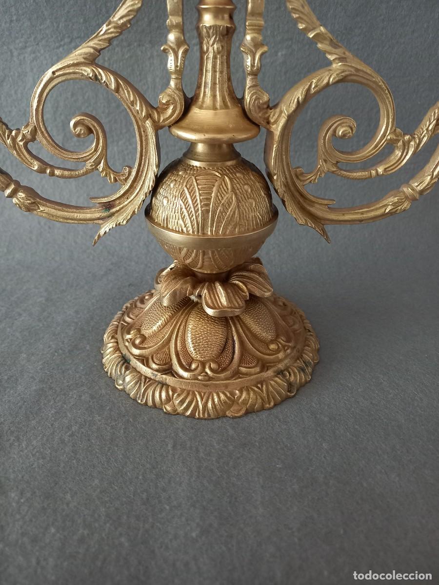 Antig&uuml;edades: CANDELABRO DE BRONCE - Foto 3