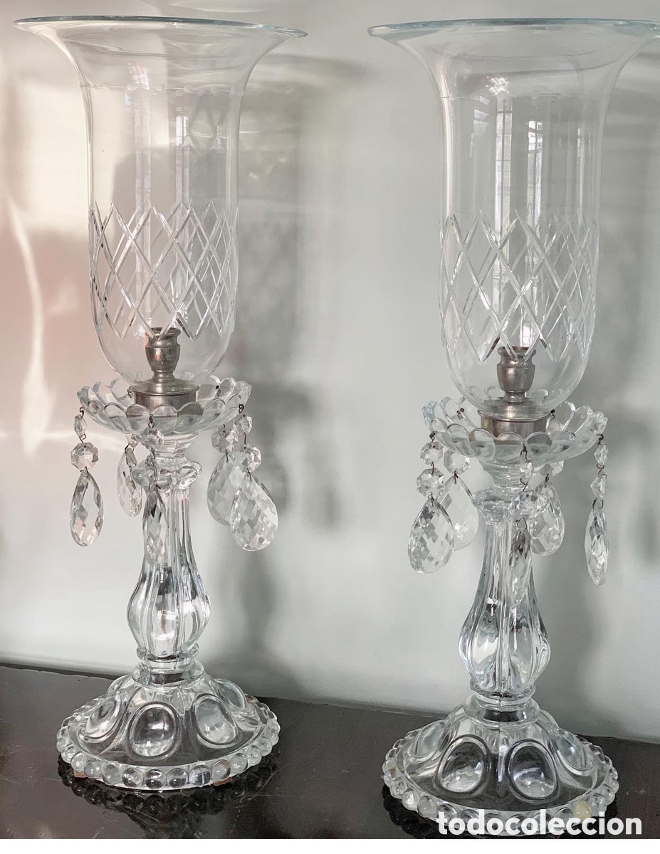 Antig&uuml;edades: Pareja candelabros de cristal - Foto 1