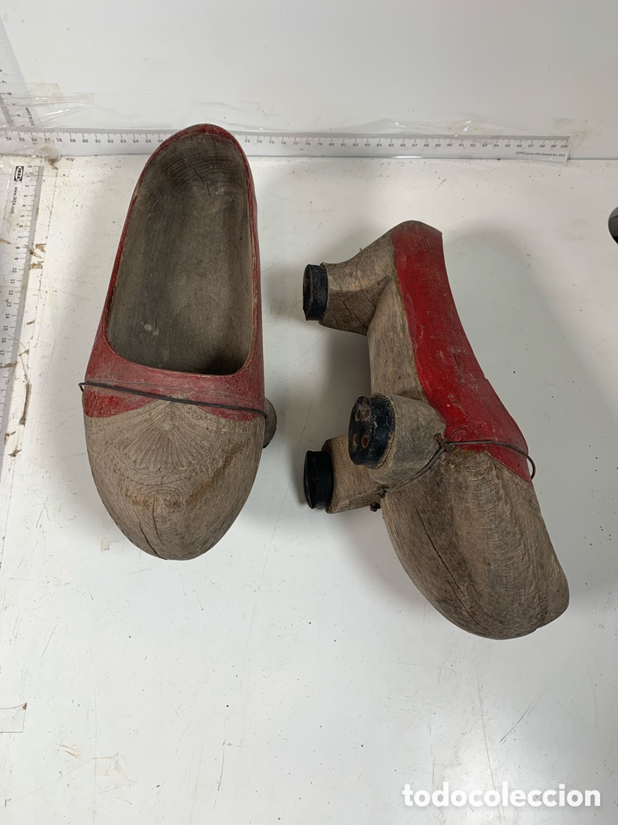 Antig&uuml;edades: 01_ madre&ntilde;as zuecos de madera - Foto 3