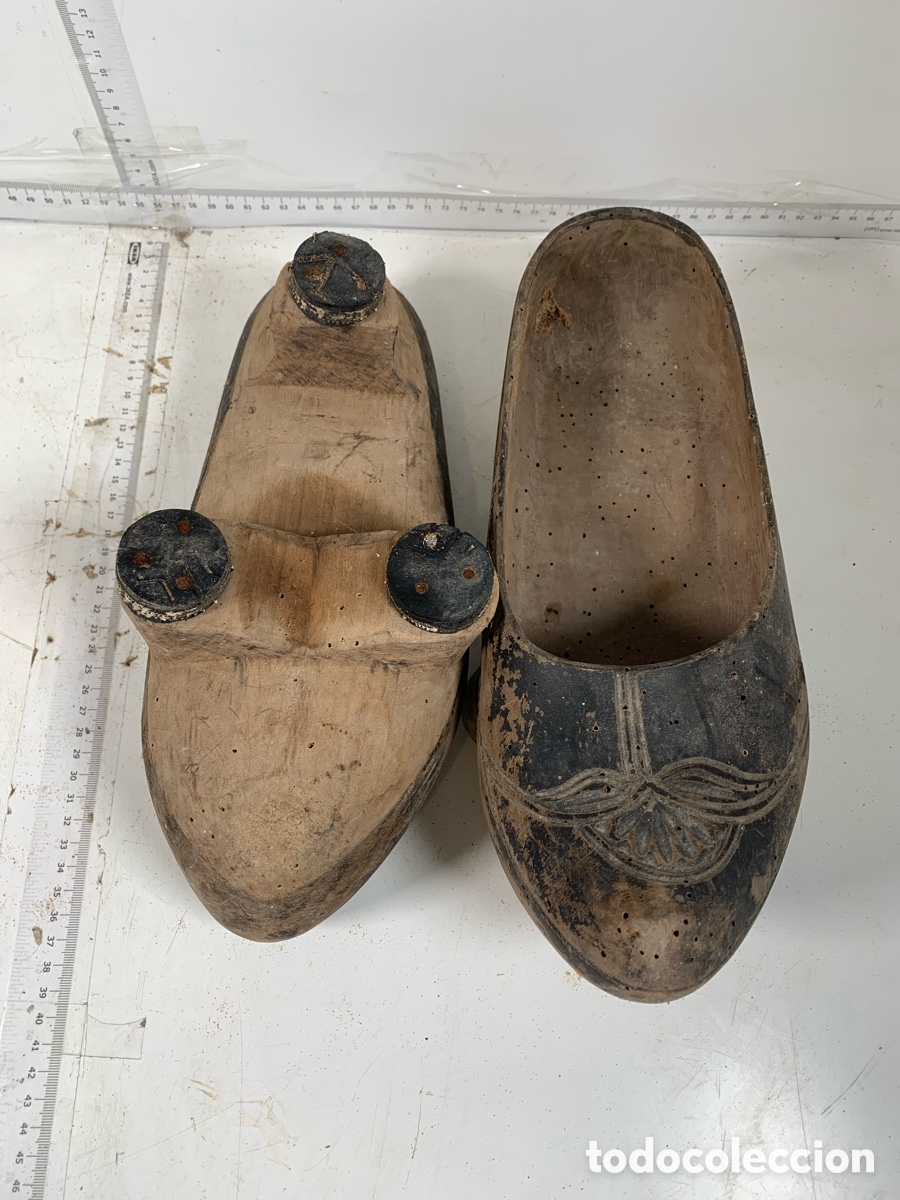 Antig&uuml;edades: 01_ madre&ntilde;as zuecos de madera - Foto 3