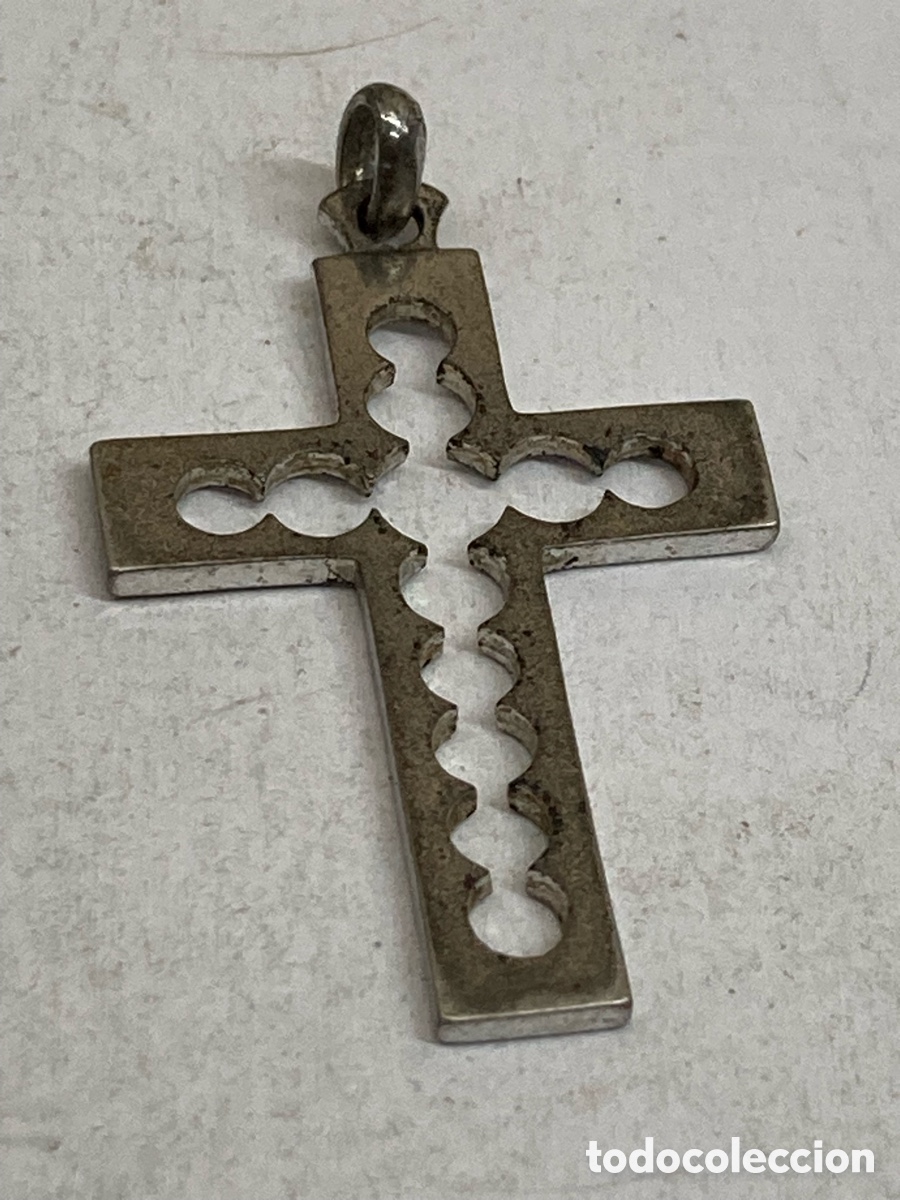 Antig&uuml;edades: Cruz de plata C200 - Foto 1