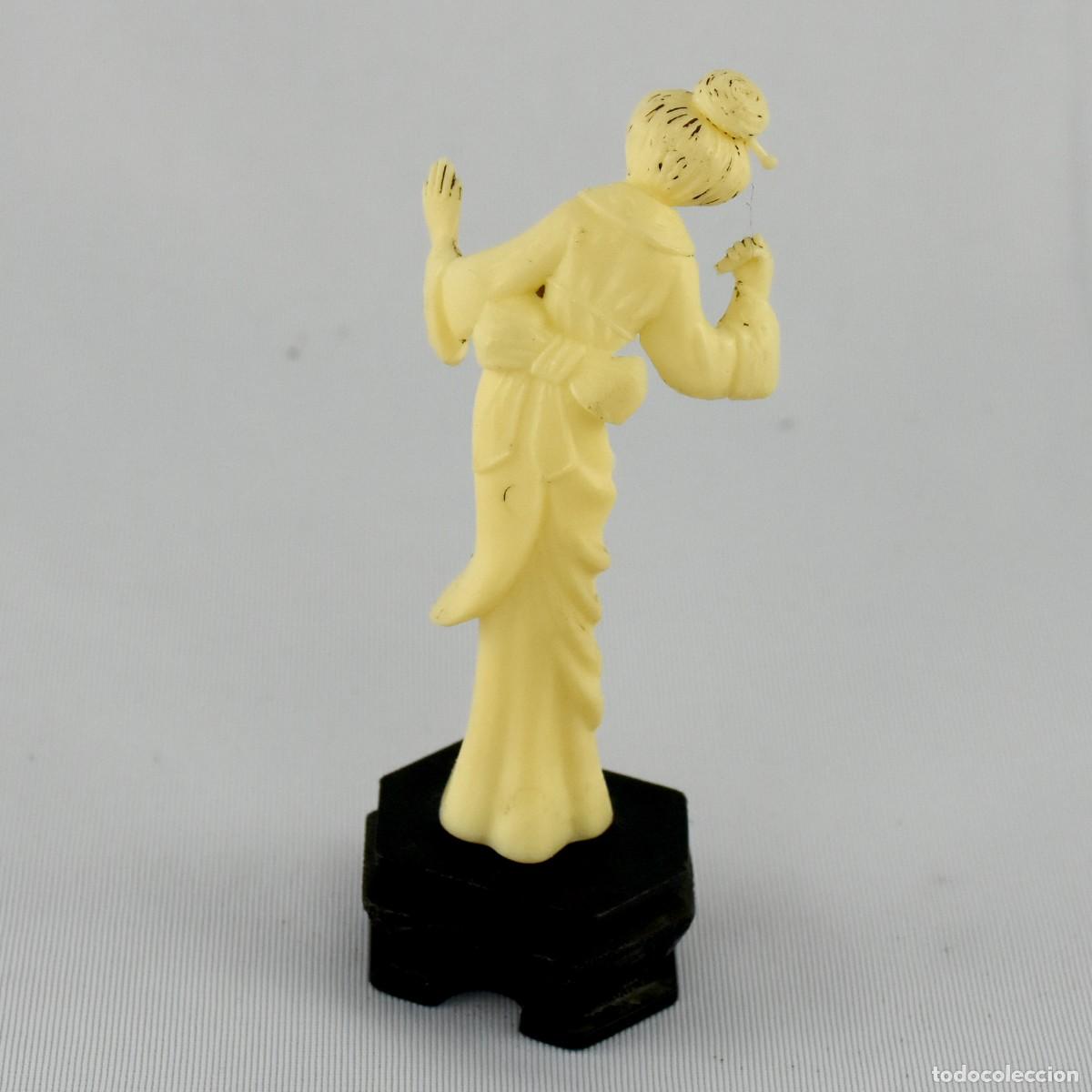 Antig&uuml;edades: 3 figuras Chinesas em material sint&eacute;tico - Foto 11