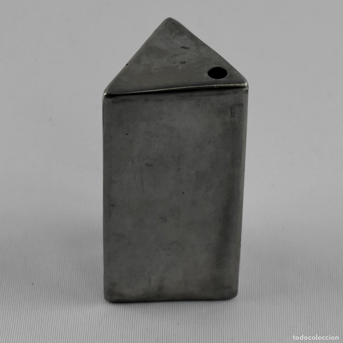 Antig&uuml;edades: Paliteiro triangular em metal prateado - Foto 3