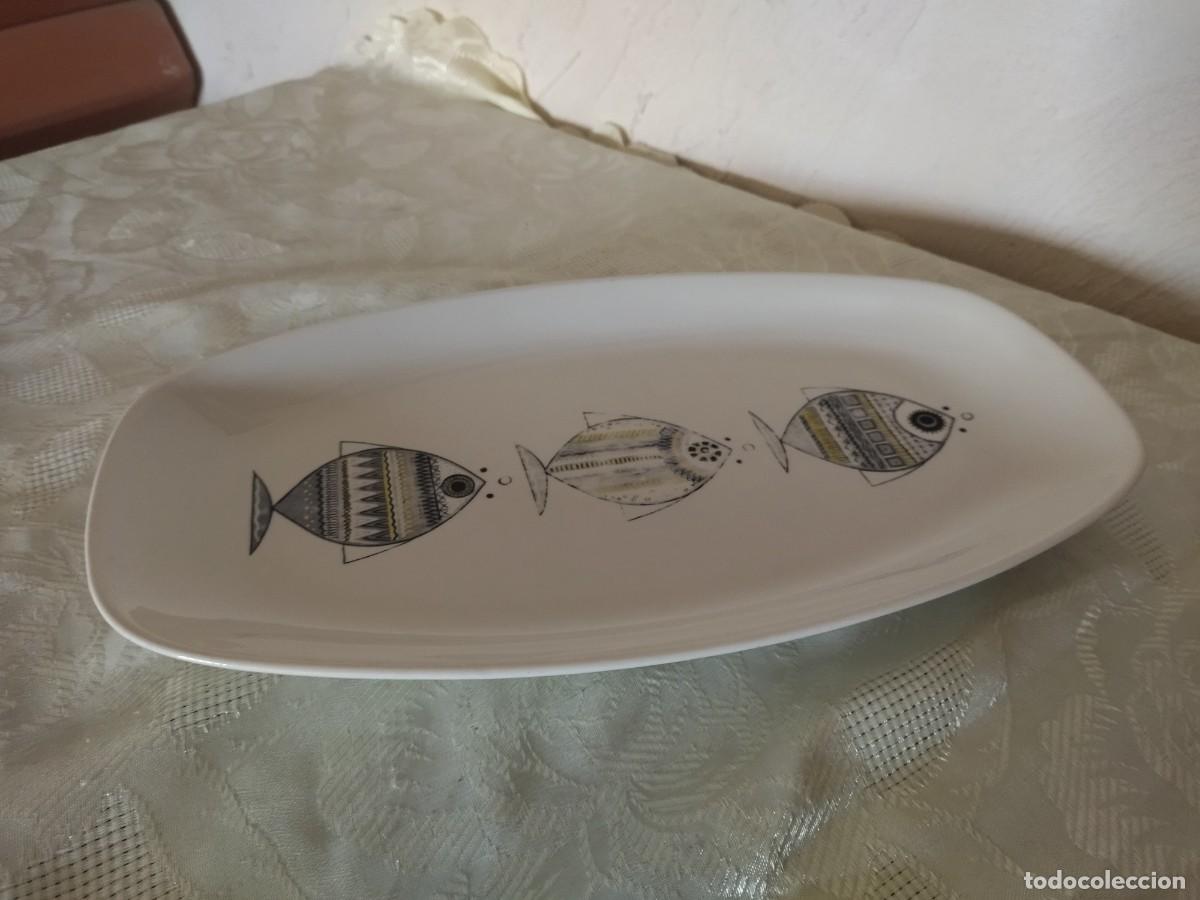 Antig&uuml;edades: Bandeja rectangular de de porcelana, marca incisa en la base pero ilegible. - Foto 6