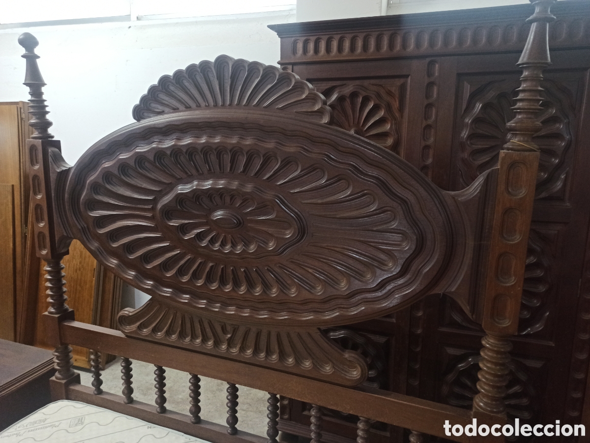 Antig&uuml;edades: Dormitorio tallado completo - Foto 6