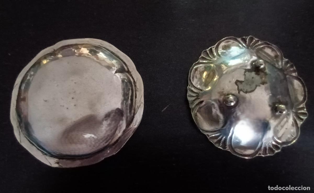 Antig&uuml;edades: Juego dos ceniceros de plata estrella - Foto 2