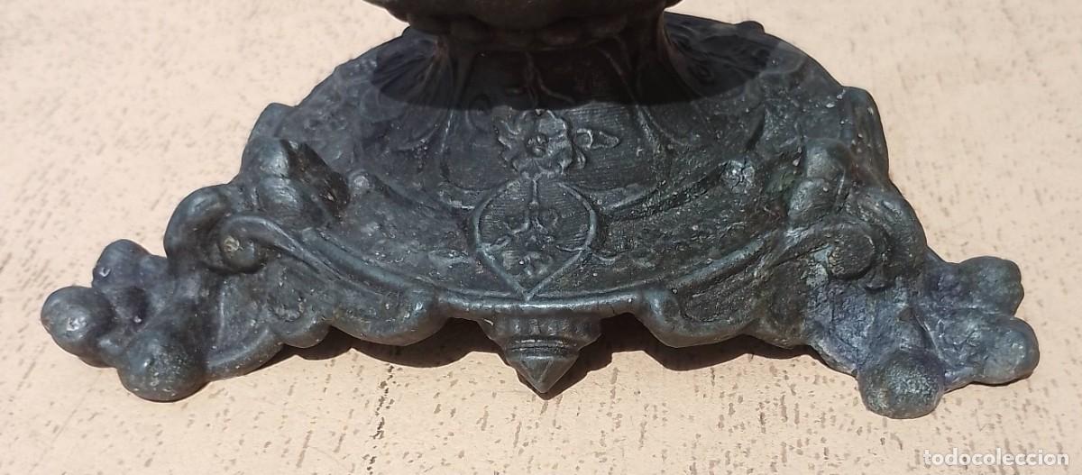 Antig&uuml;edades: Portavelas antiguo con mujer amazona - Foto 18