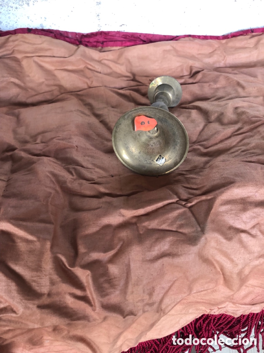 Antig&uuml;edades: candelabro de lat&oacute;n - Foto 2