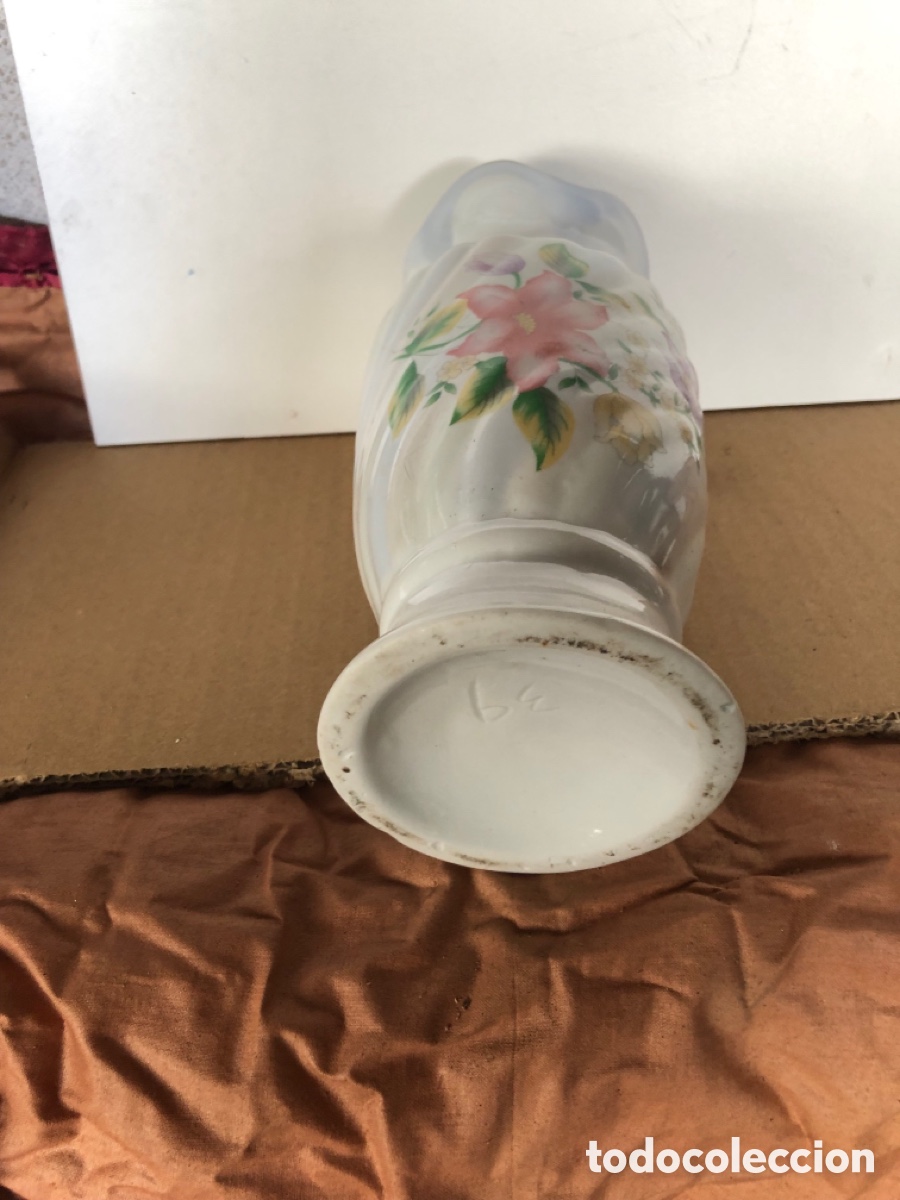 Antig&uuml;edades: Jarr&oacute;n de porcelana - Foto 2