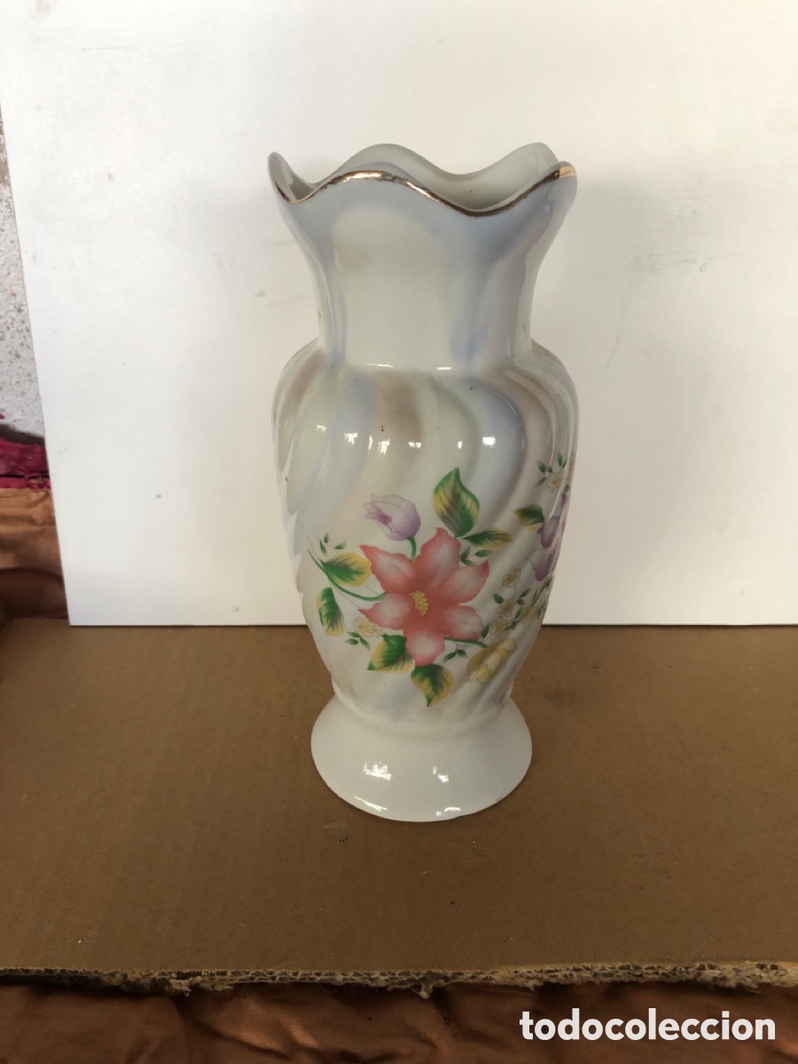 Antig&uuml;edades: Jarr&oacute;n de porcelana - Foto 1