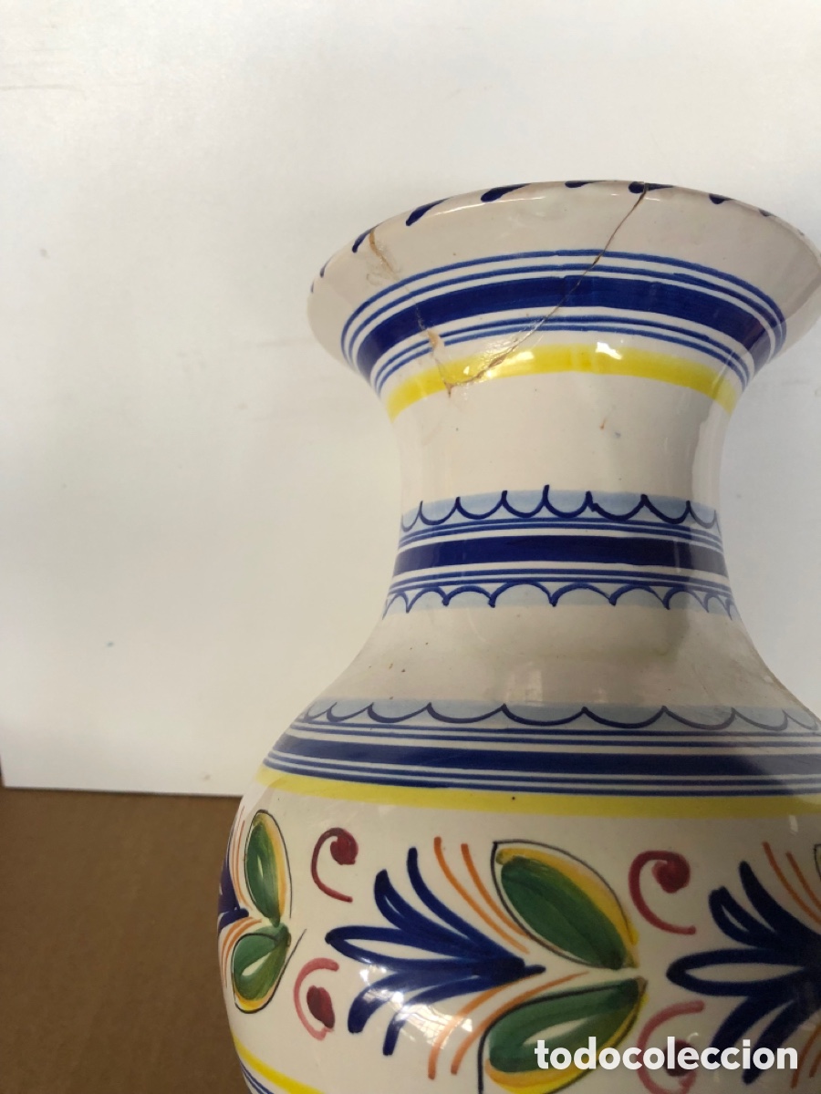 Antig&uuml;edades: Florero de ceramica de Talavera - Foto 2