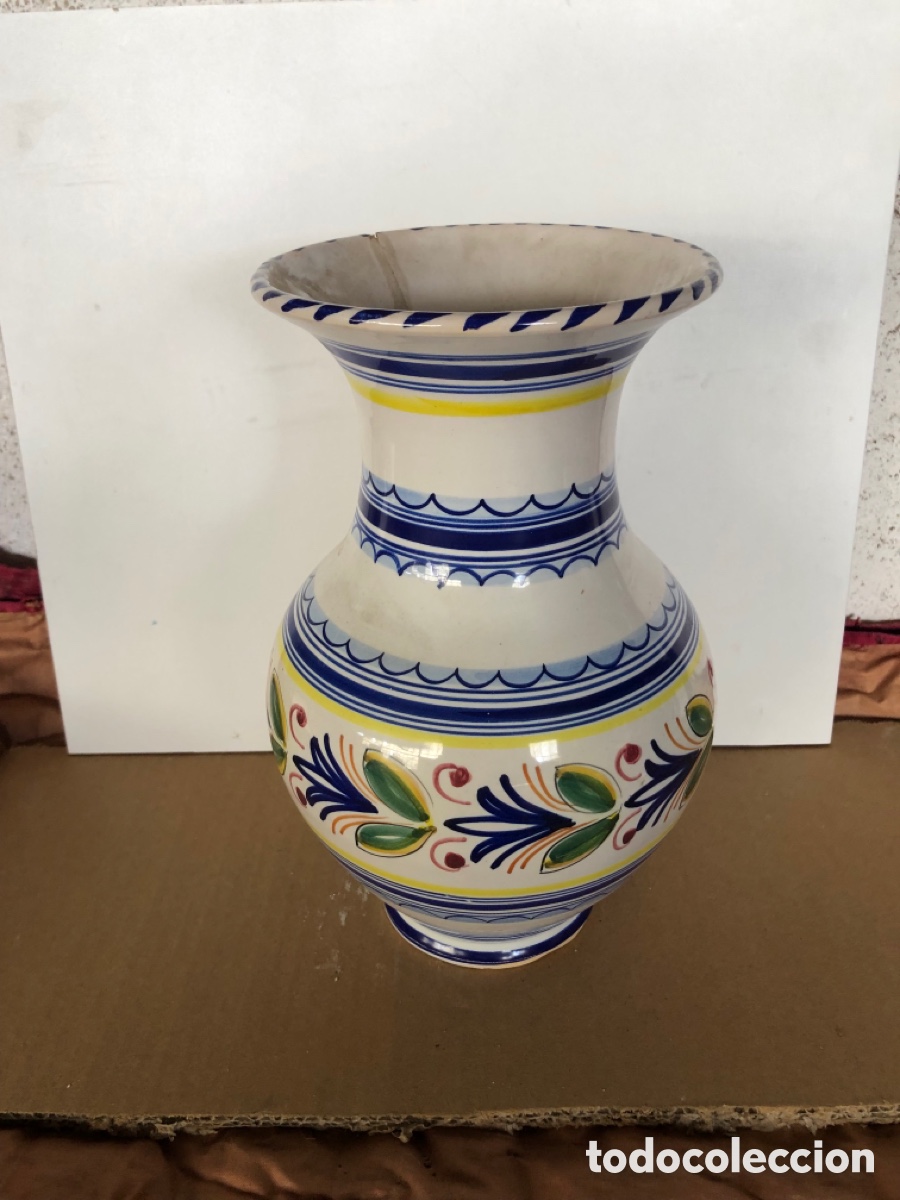 Antig&uuml;edades: Florero de ceramica de Talavera - Foto 1