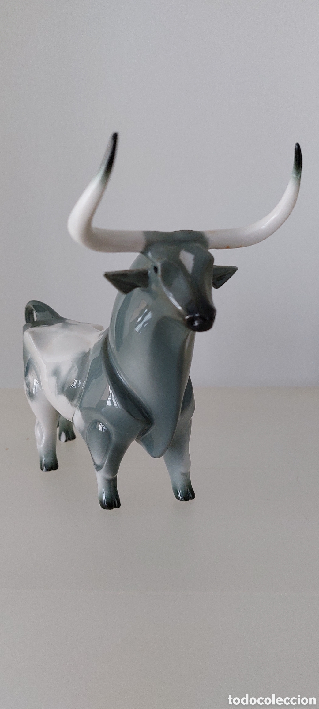 Antig&uuml;edades: Toro de Algora - Foto 2