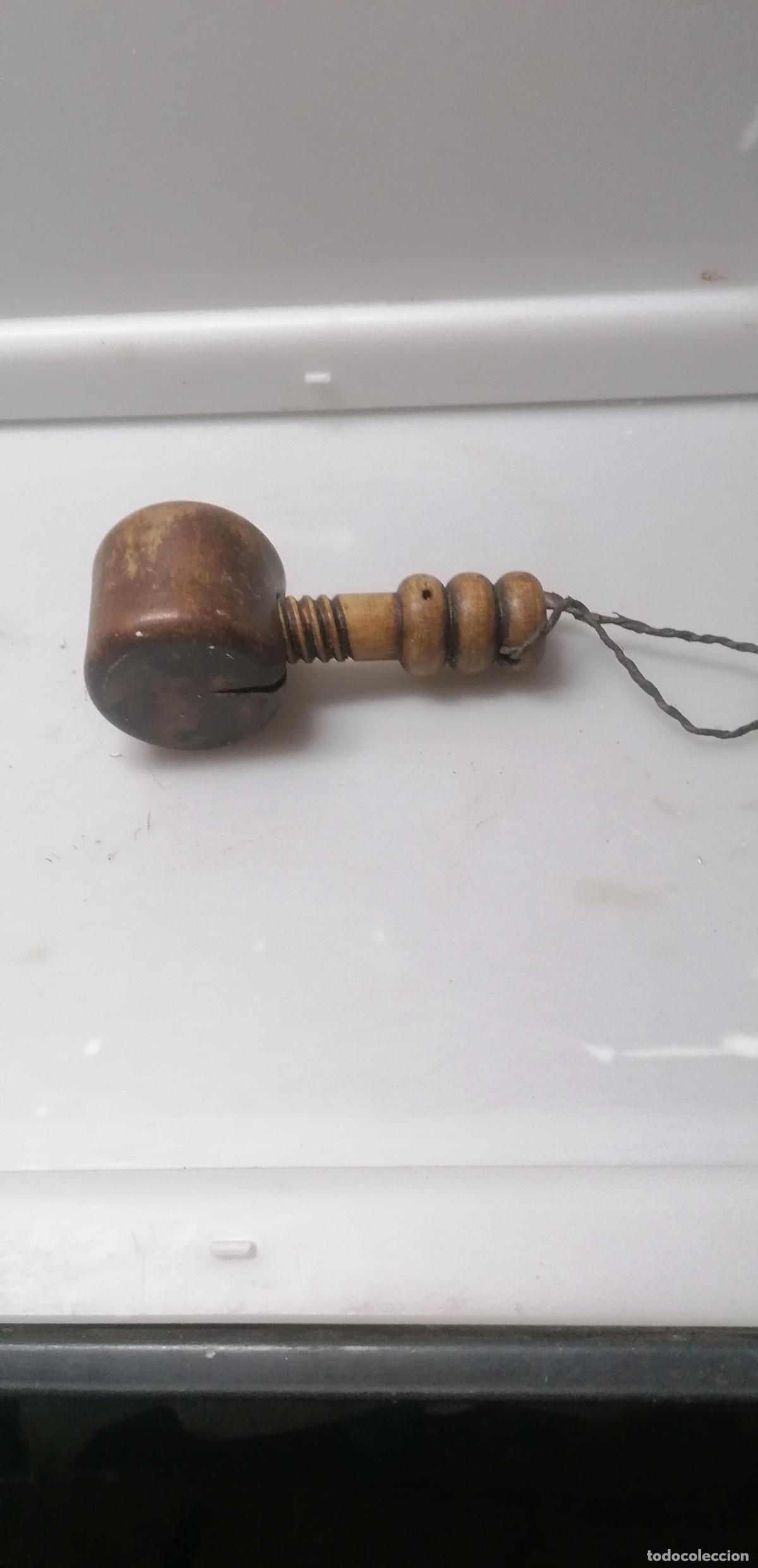 Antig&uuml;edades: CASCA NUECES DE MADERA ANTIGUO DE TORNILLO - Foto 3
