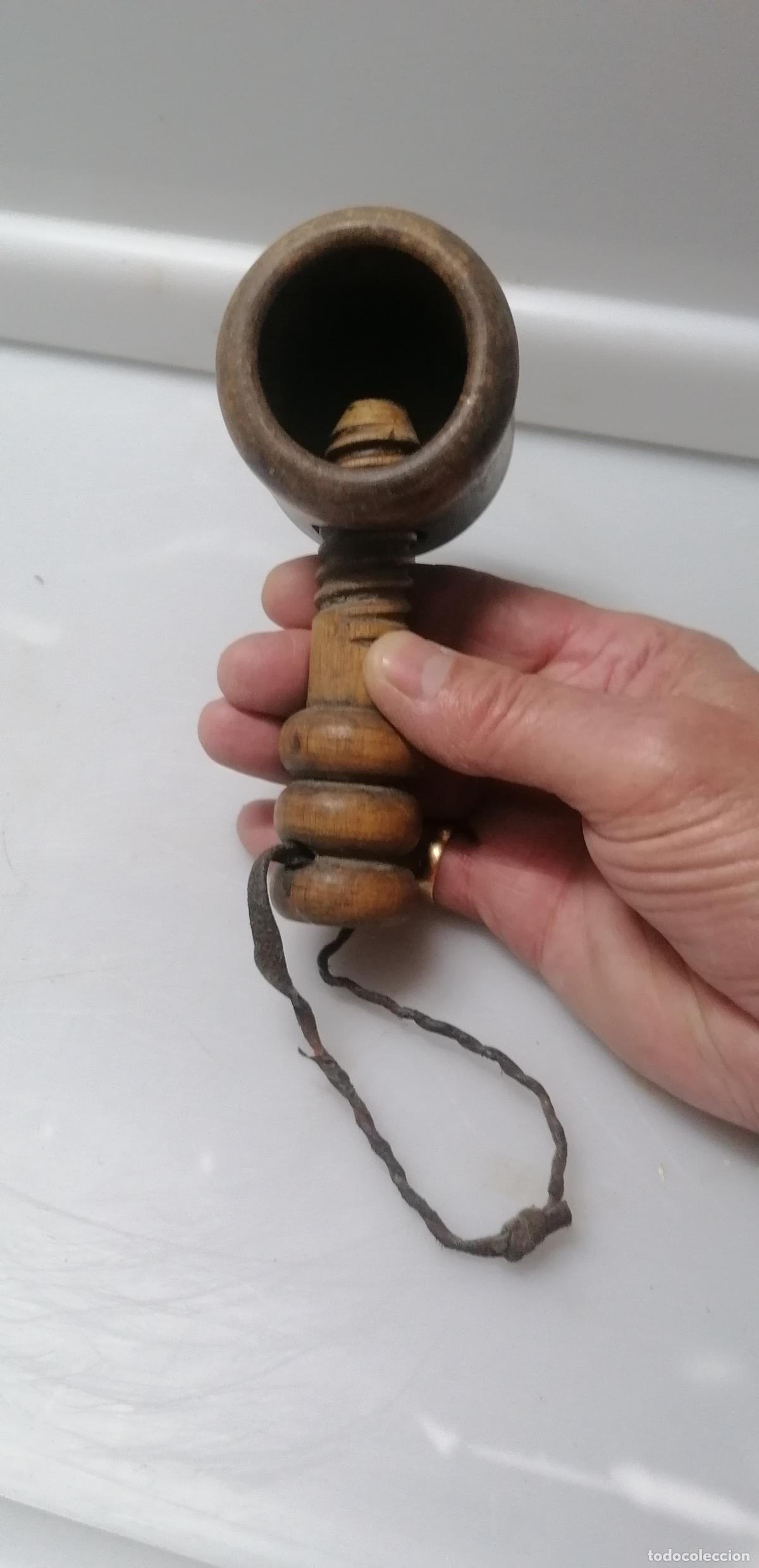 Antig&uuml;edades: CASCA NUECES DE MADERA ANTIGUO DE TORNILLO - Foto 4