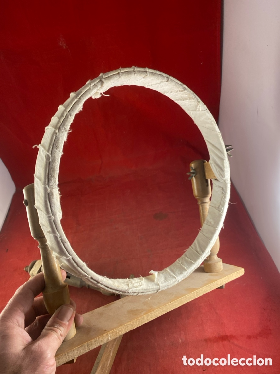 Antig&uuml;edades: ARO DE BORDADO Y &Uacute;TIL - Foto 5