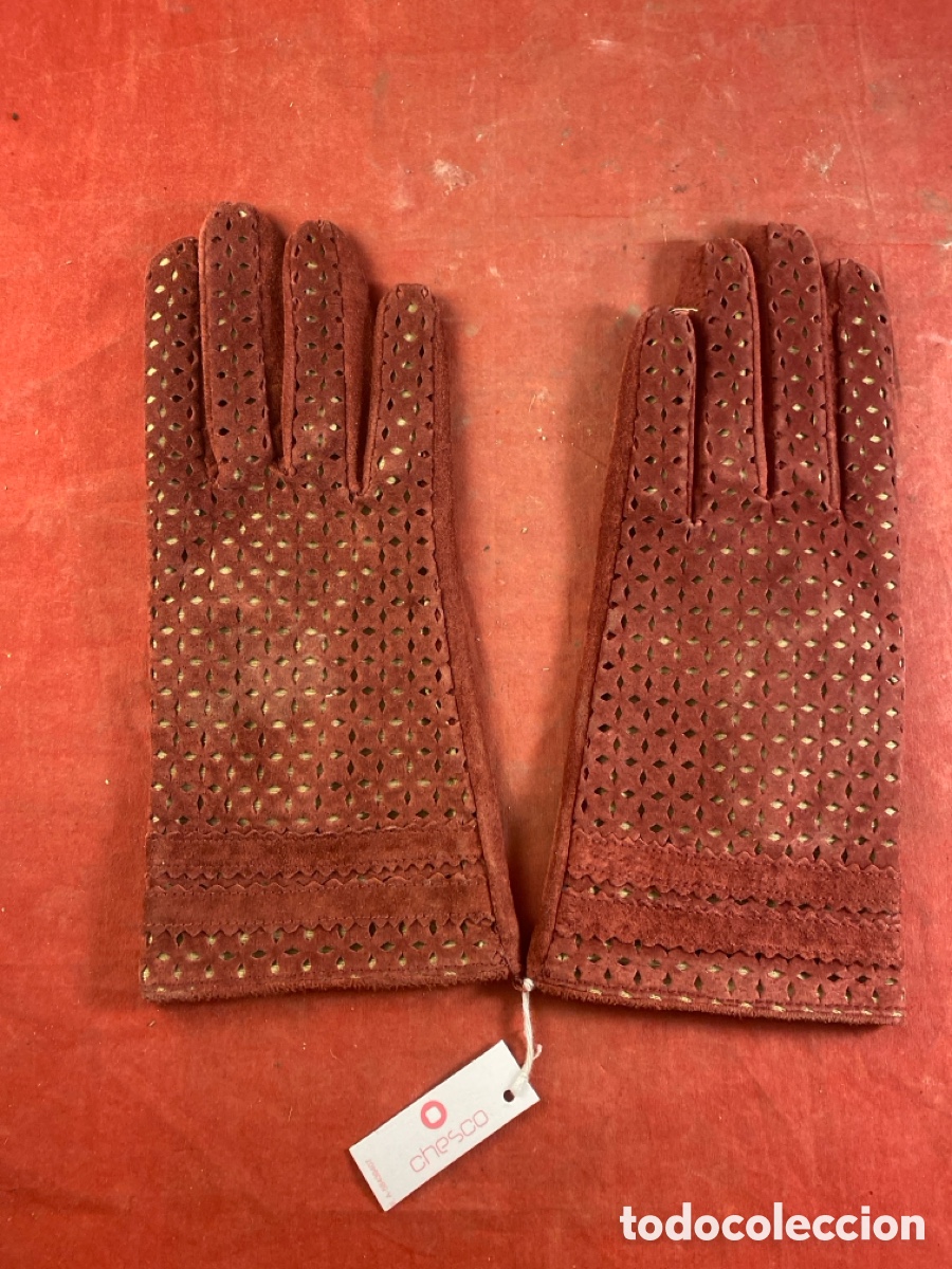 Antig&uuml;edades: Guantes PIRL TROQUELADA - Foto 1