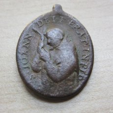 Antigüedades: MEDALLA GRANDE DE SAN JUAN DE DIOS Y MATER SALVATORIS BRONCE SXVIII-XIX MEDIDAS 2,8 X 2,1 CM