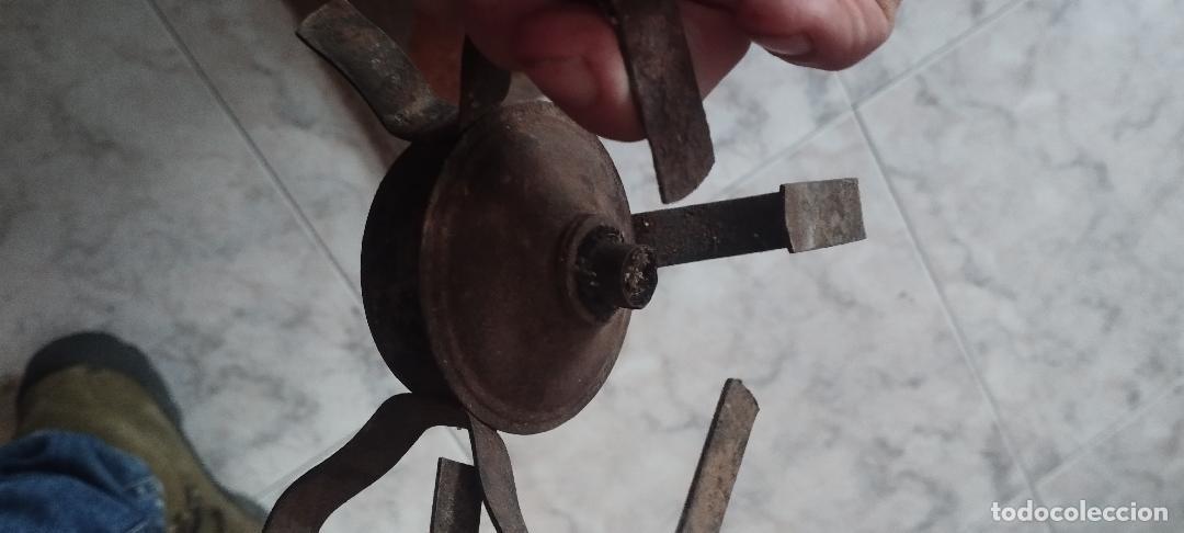 Antig&uuml;edades: fogon antiguo de.metal - Foto 3