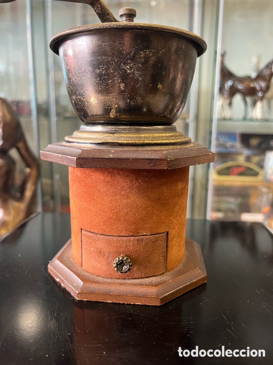 Antig&uuml;edades: Bonito molinillo de caf&eacute; - Foto 2