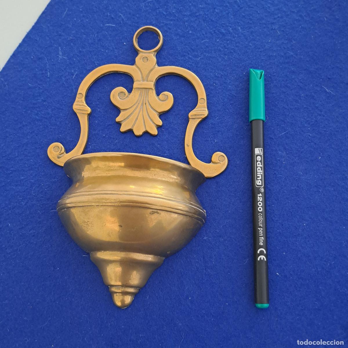 Antig&uuml;edades: BENDITERA DE BRONCE - 20 x 13 cms. - BUEN ESTADO - Foto 5