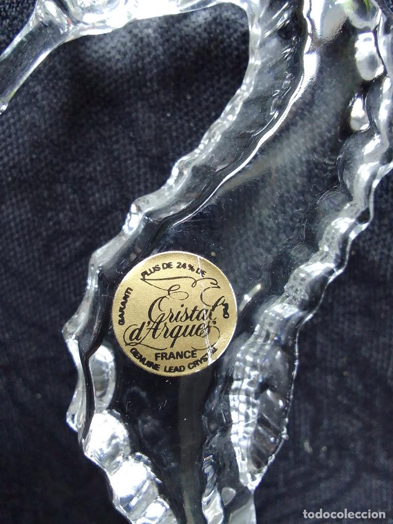 Antig&uuml;edades: Caballito de mar en cristal d&acute;Arques. - Foto 2