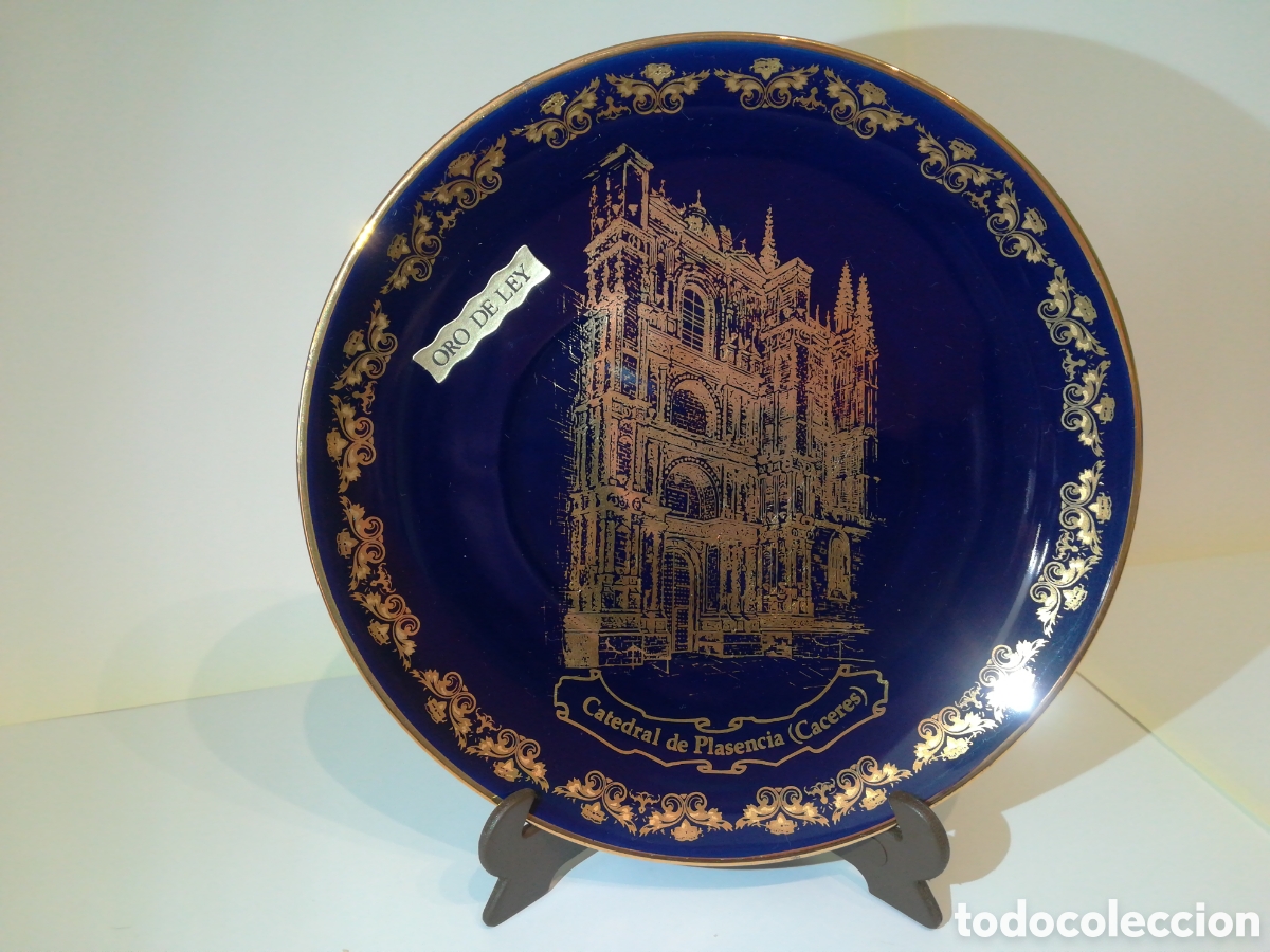 Antig&uuml;edades: Plato azul cobalto y oro de ley - C&aacute;ceres - Foto 1