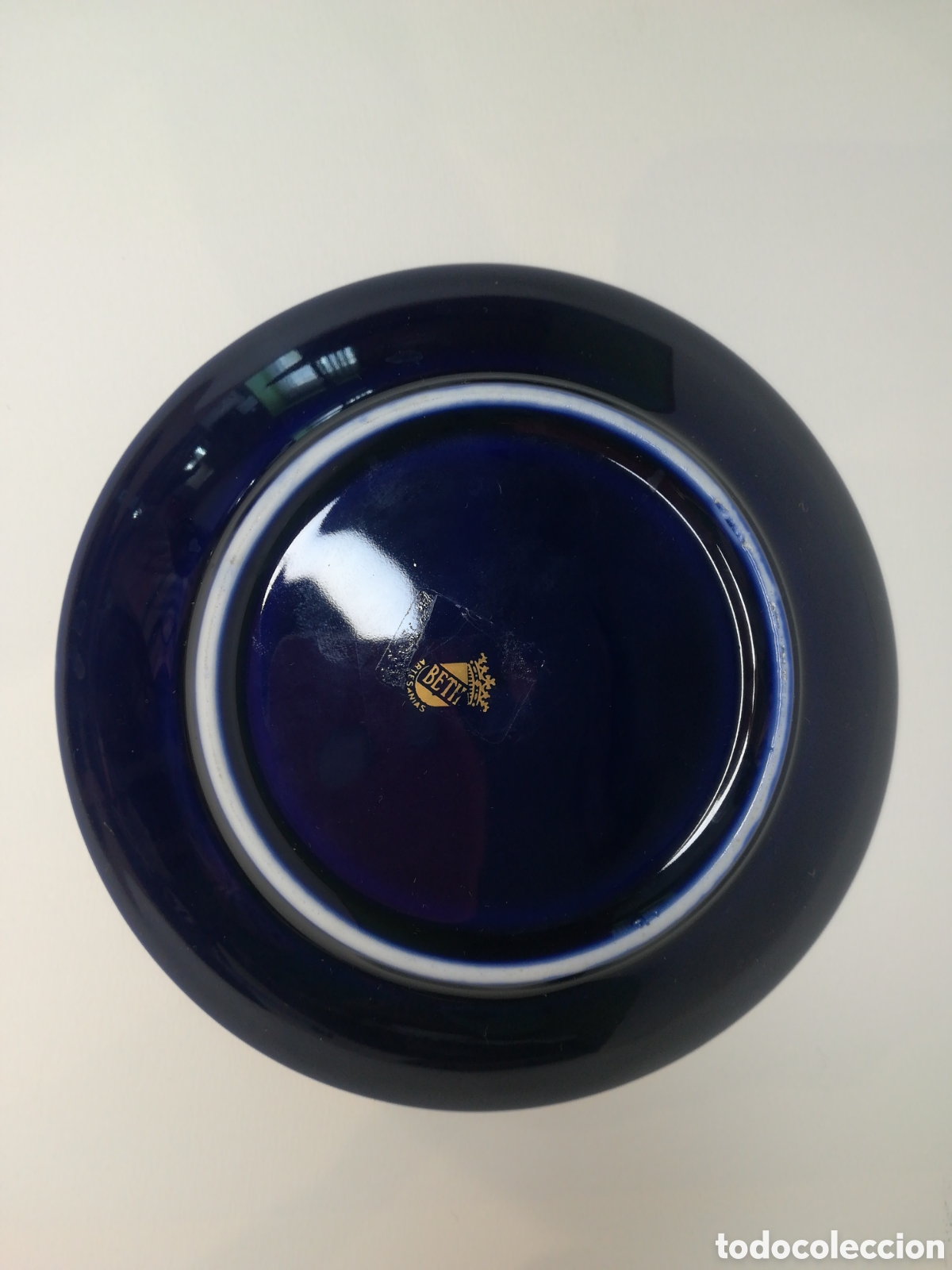 Antig&uuml;edades: Plato azul cobalto y oro de ley - Ayamonte - Foto 2