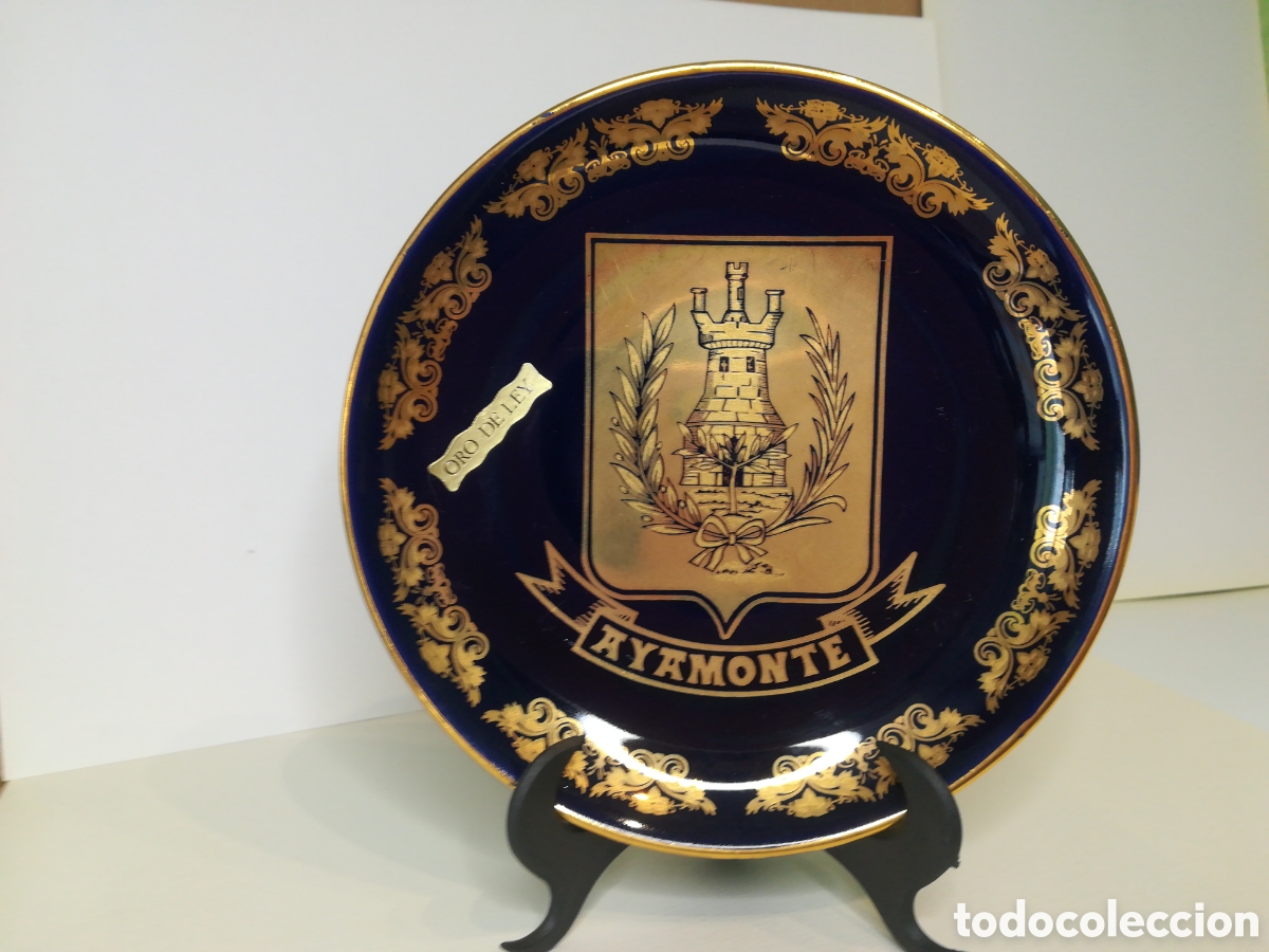 Antig&uuml;edades: Plato azul cobalto y oro de ley - Ayamonte - Foto 1