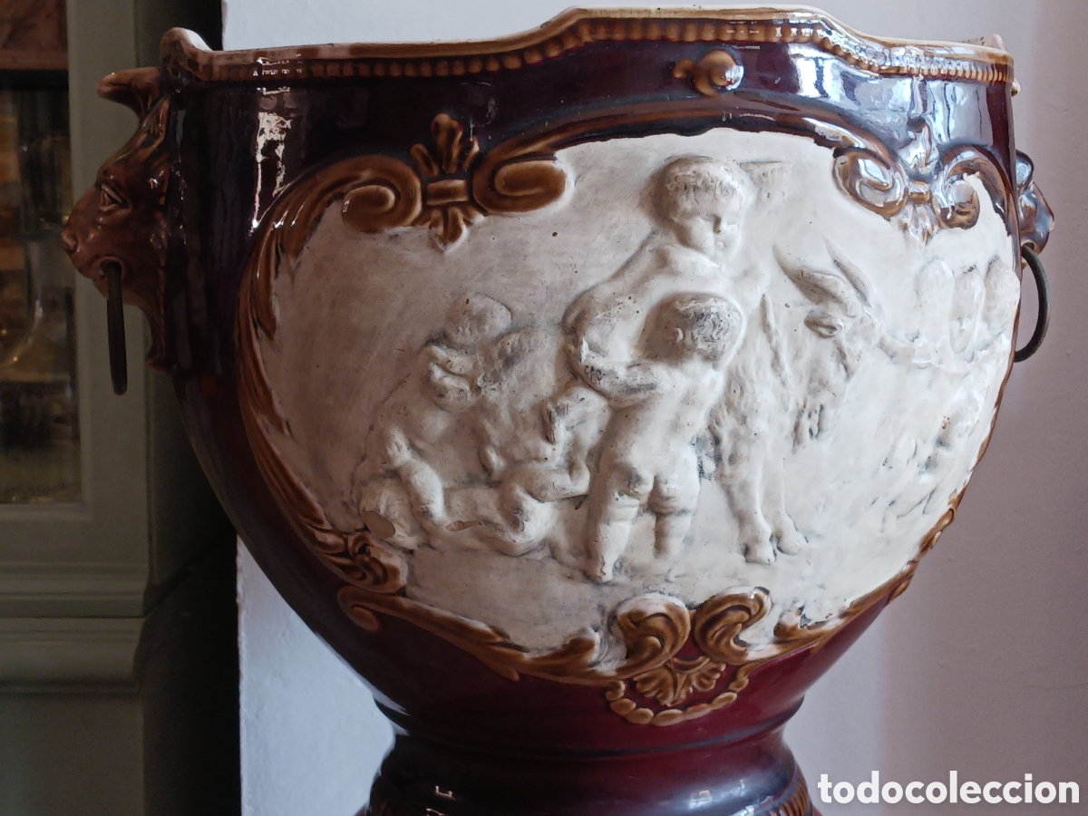 Antig&uuml;edades: Jarron de Ceramica, con pedestal - Foto 1
