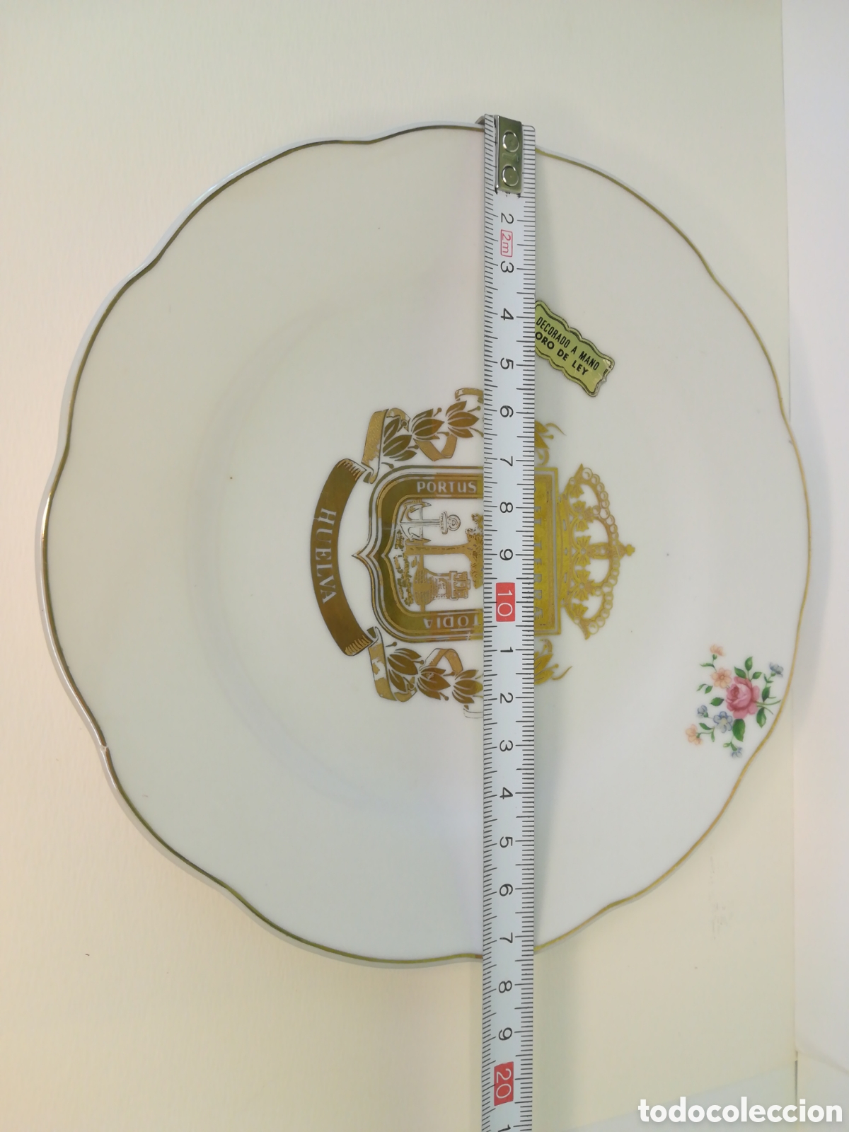 Antig&uuml;edades: Plato blanco y oro de ley - Huelva - Foto 3