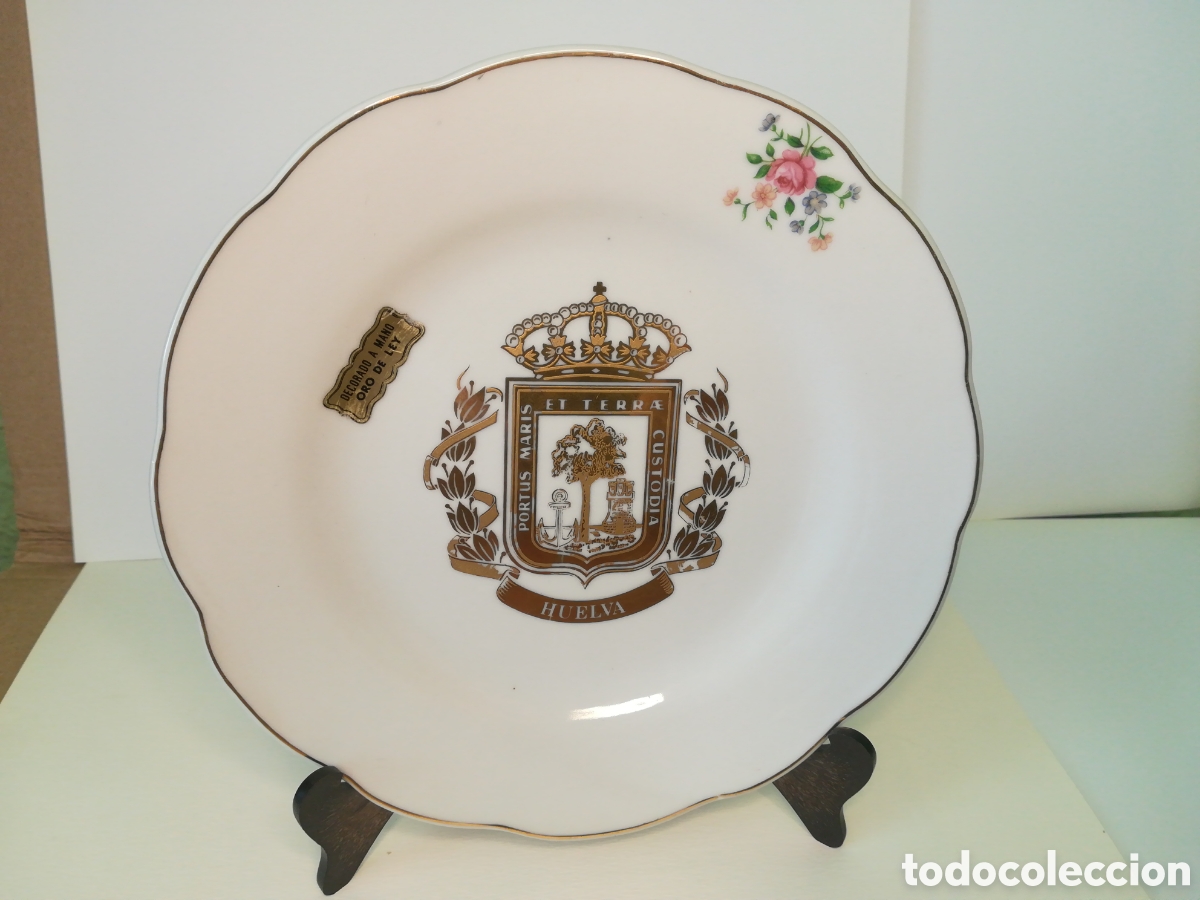 Antig&uuml;edades: Plato blanco y oro de ley - Huelva - Foto 1
