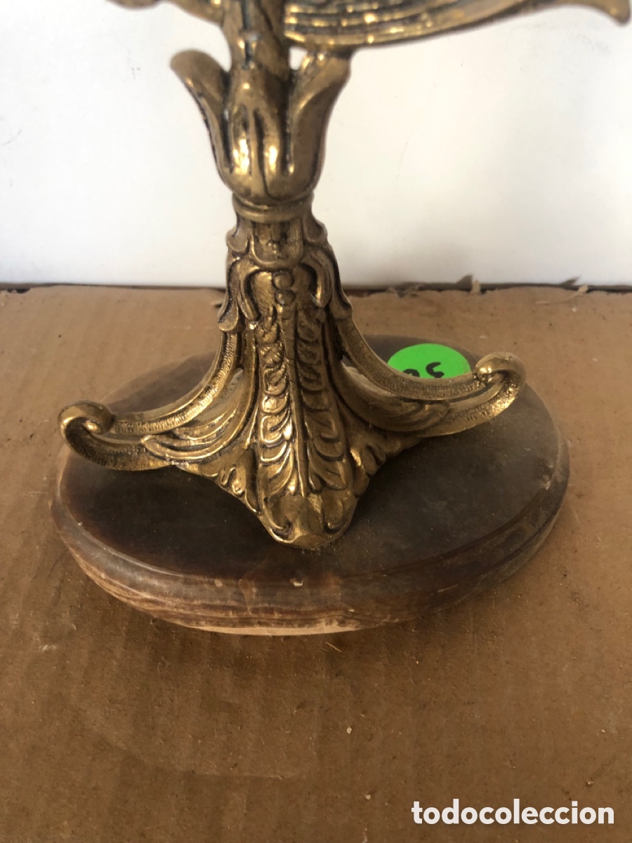 Antig&uuml;edades: Candelabro de 3 luces de metal con pi&eacute; de marmol - Foto 3