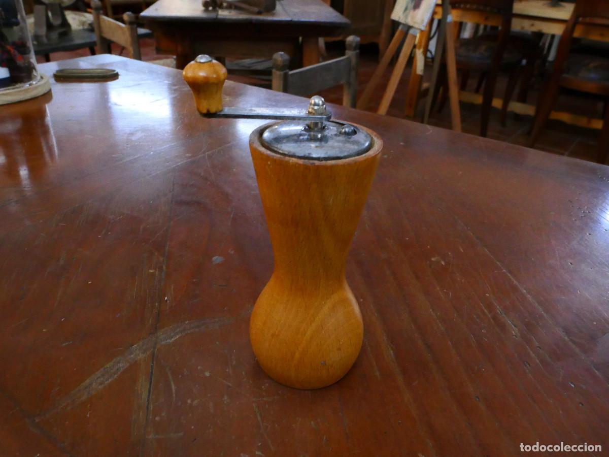 Antig&uuml;edades: Molinillo, madera, made in Italy - Foto 1
