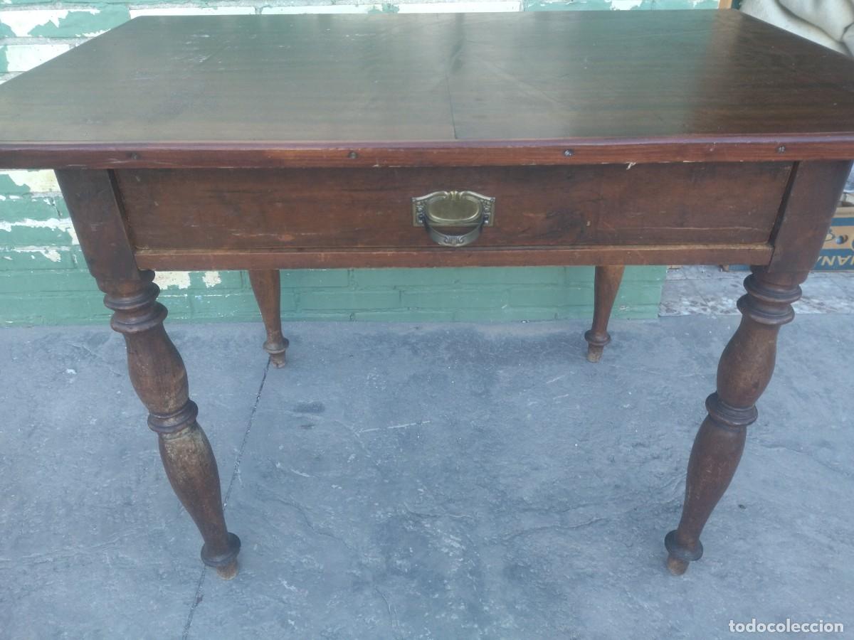 Antig&uuml;edades: Antigua mesa tocinera caj&oacute;n largo. - Foto 3
