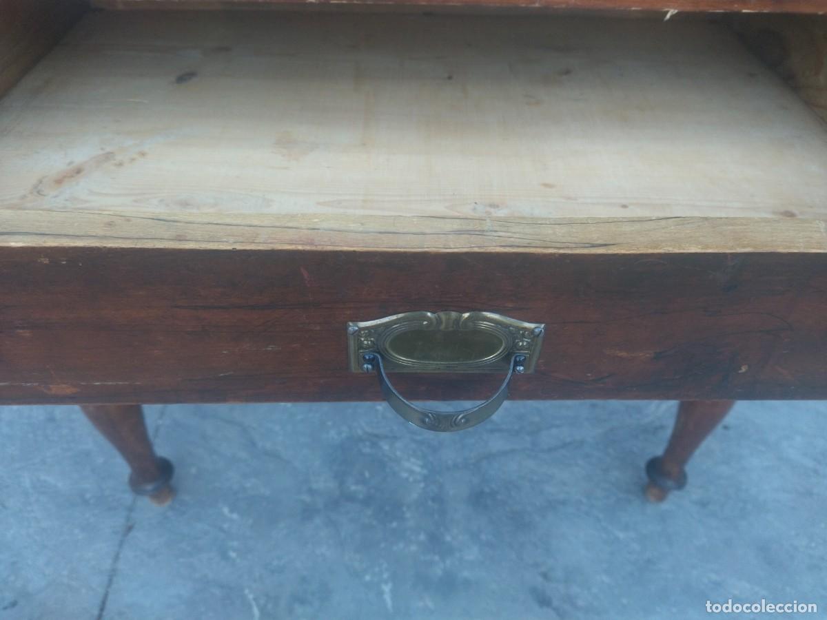 Antig&uuml;edades: Antigua mesa tocinera caj&oacute;n largo. - Foto 10