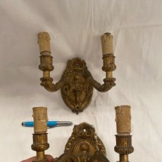 Antigüedades: PAREJA DE LAMPARAS CANDELABROS DE BRONCE DE PARED