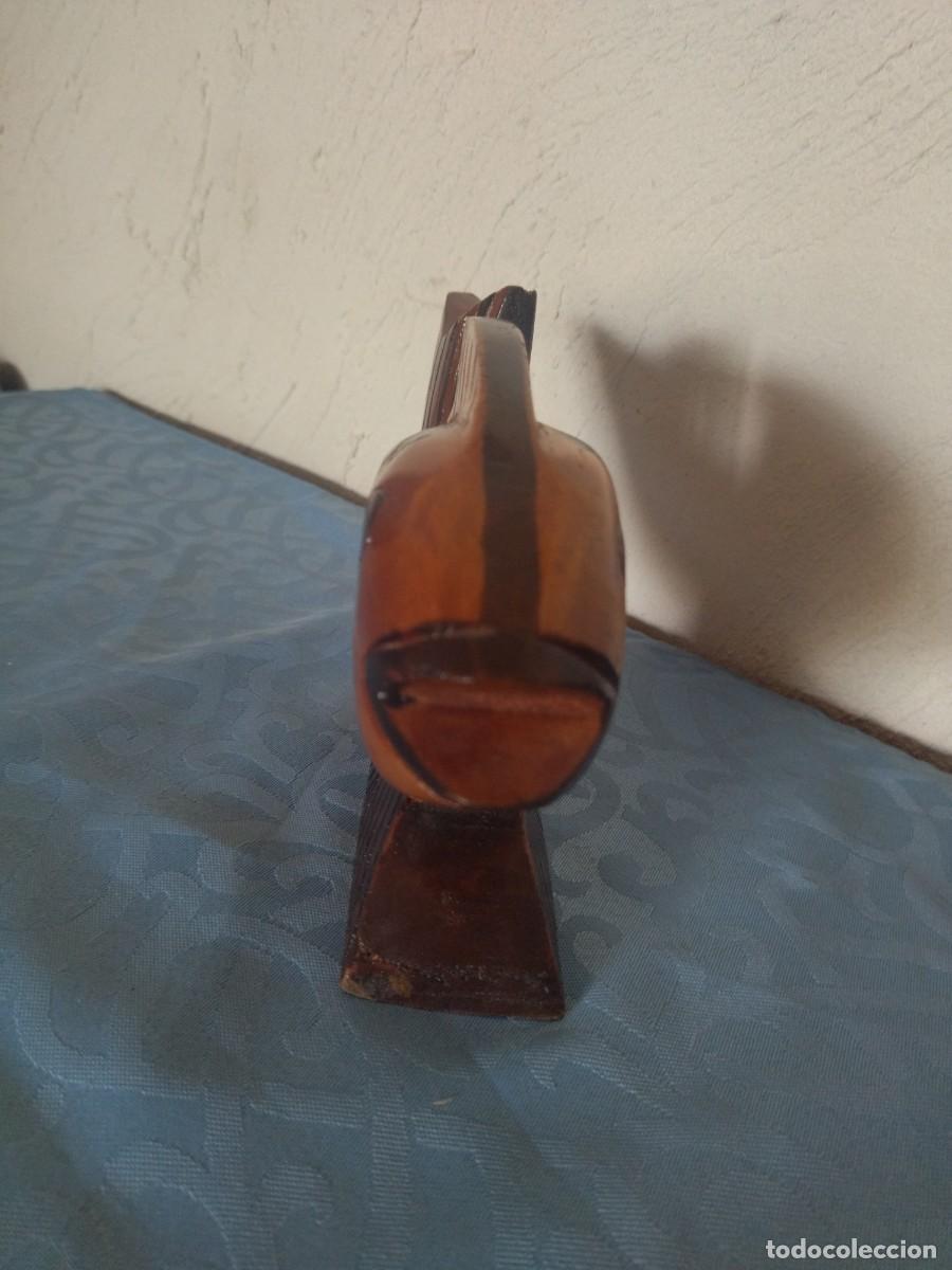Antig&uuml;edades: Bonito pez tallado en madera. - Foto 4